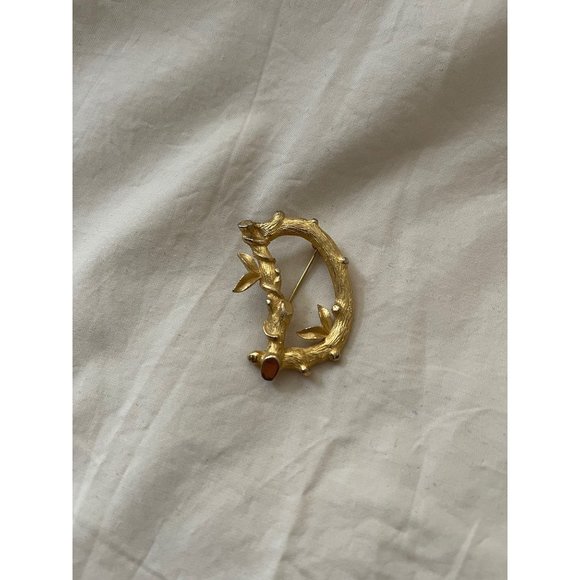 Sarah Coventry Jewelry - Sarah Coventry Vintage "D" Branches with leaves Design Brushed Gold Tone Brooch